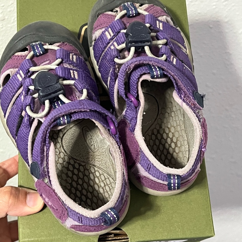 Keen Purple Outdoor Sandals with Protective Toe Bumper - Picture 3 of 7